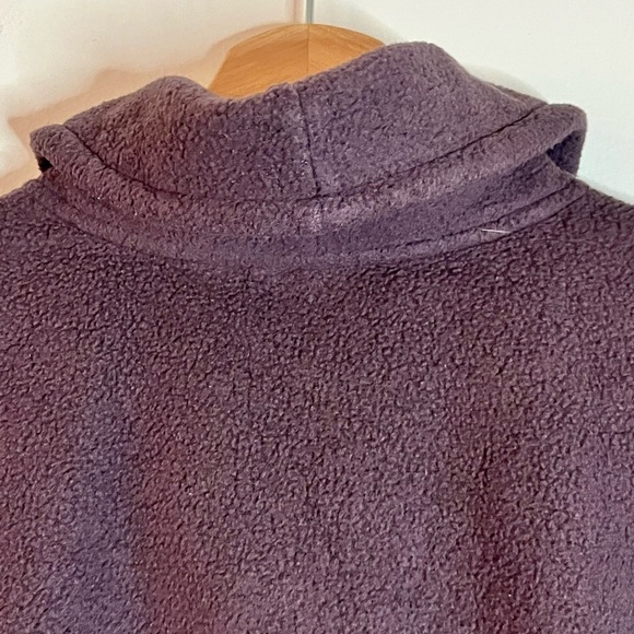 L.L. Bean Women’s Shawl Collar Fleece Pullover - Size Small - Picture 2 of 13